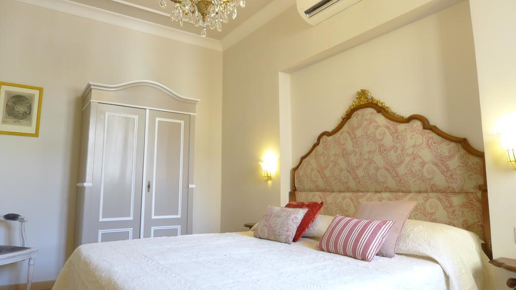 Arlecchino Daire Floransa Oda fotoğraf